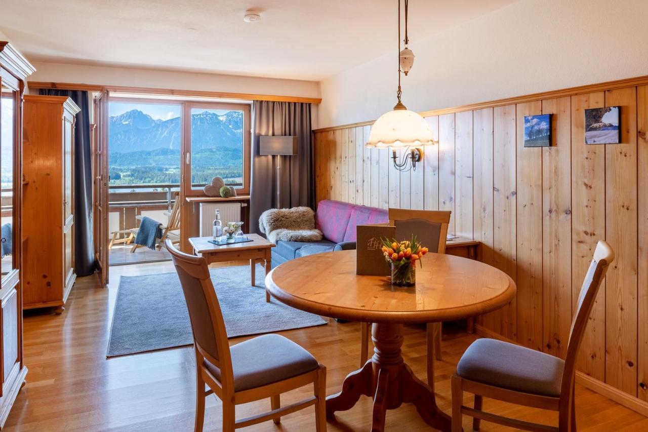 Hartungs Hoteldorf Фюссен Экстерьер фото