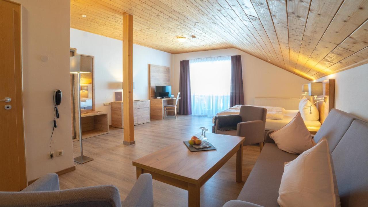 Hartungs Hoteldorf Фюссен Экстерьер фото
