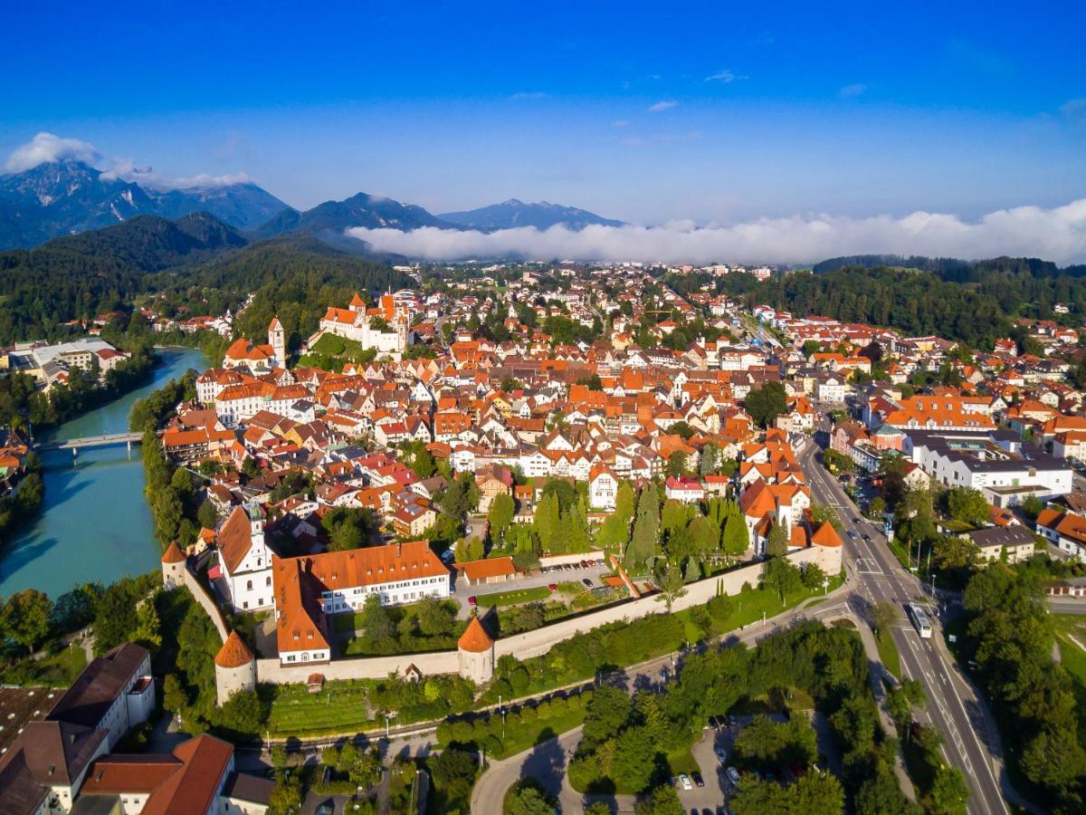 Hartungs Hoteldorf Фюссен Экстерьер фото