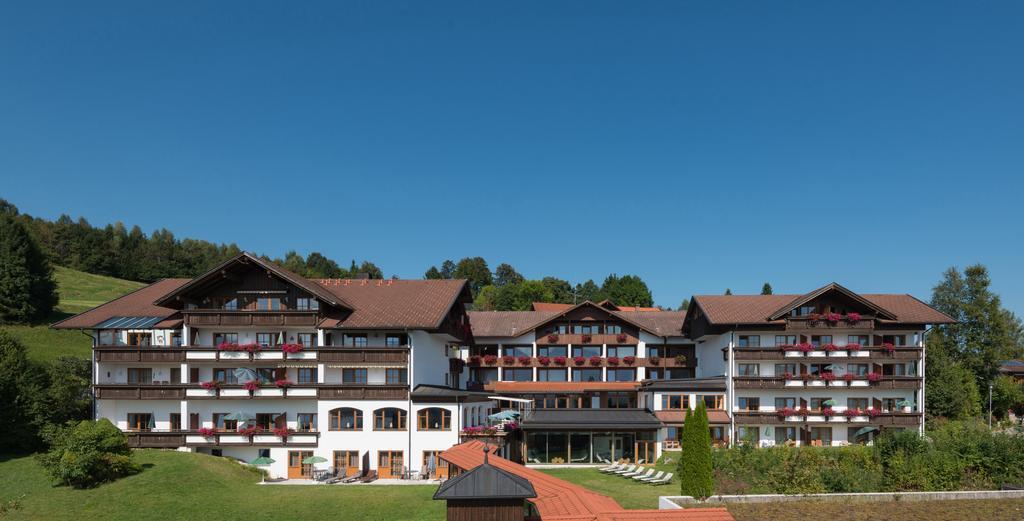 Hartungs Hoteldorf Фюссен Экстерьер фото
